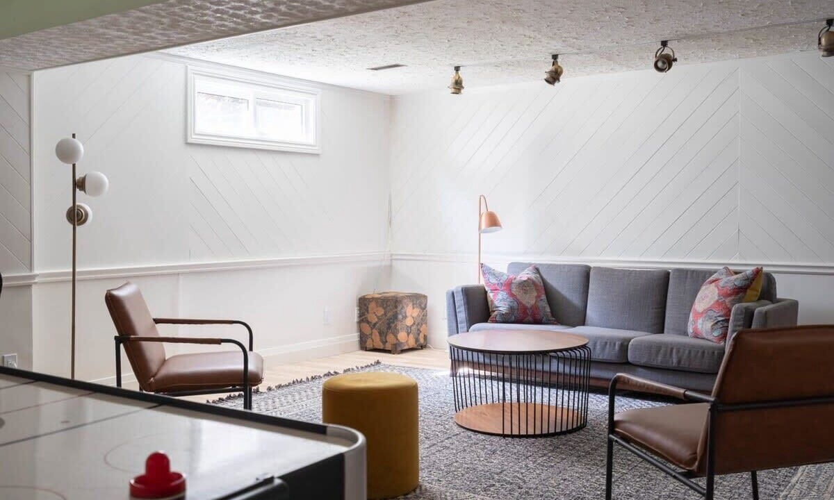 Photo of Livingroom in Kincardine