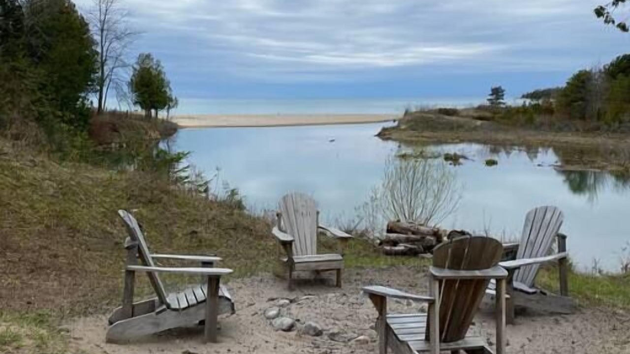 Photo of Outdoor in Inverhuron