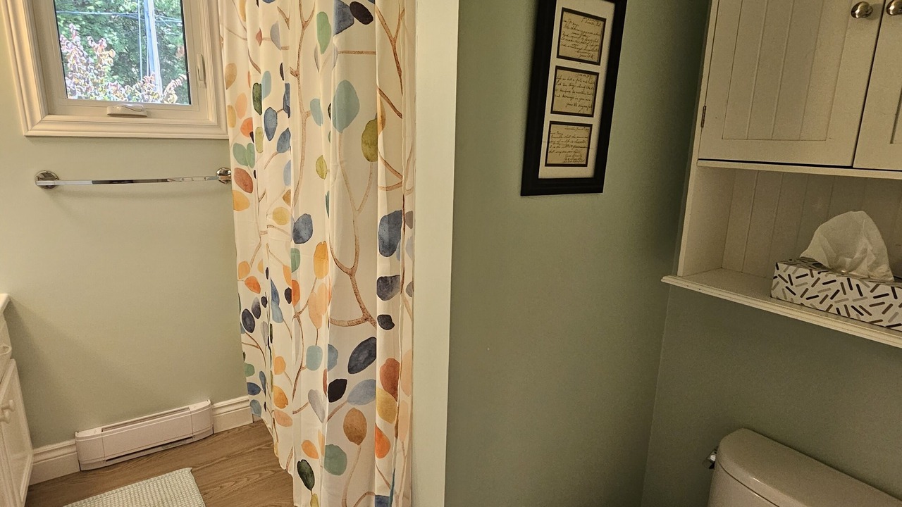 Photo of Bathroom in Inverhuron