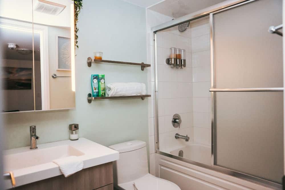 Photo of Bathroom in Downsview