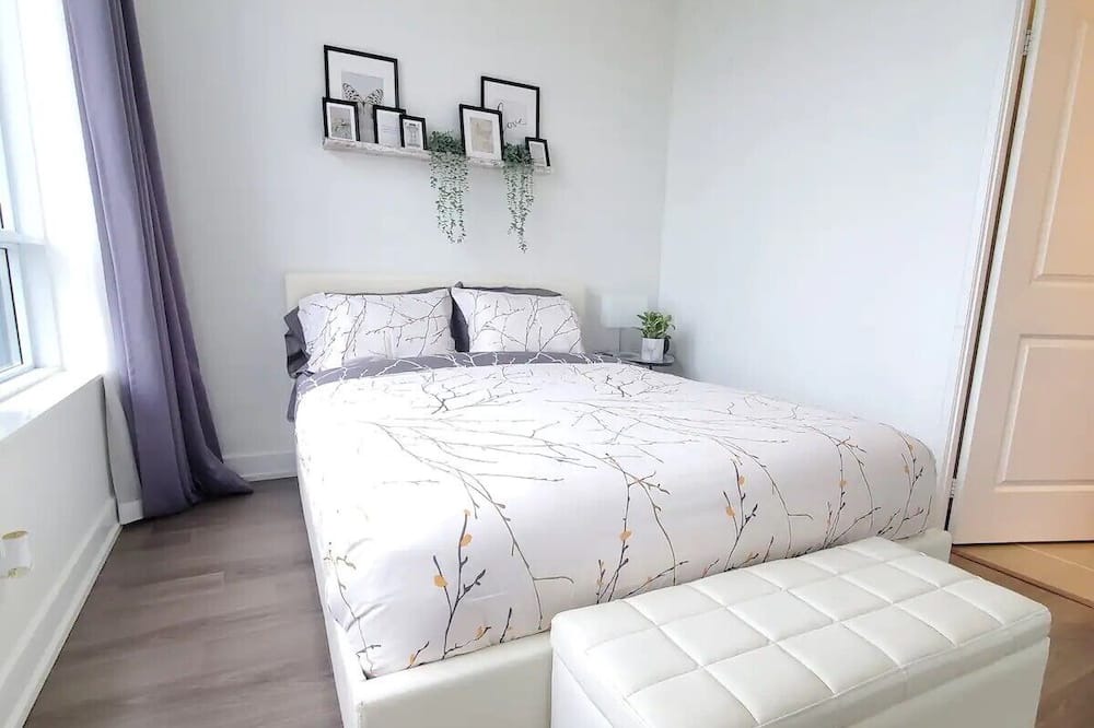Photo of Bedroom in Etobicoke