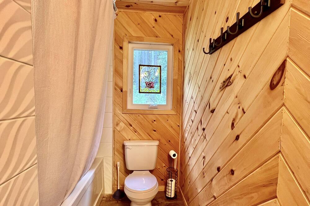 Photo of Bathroom in River Valley