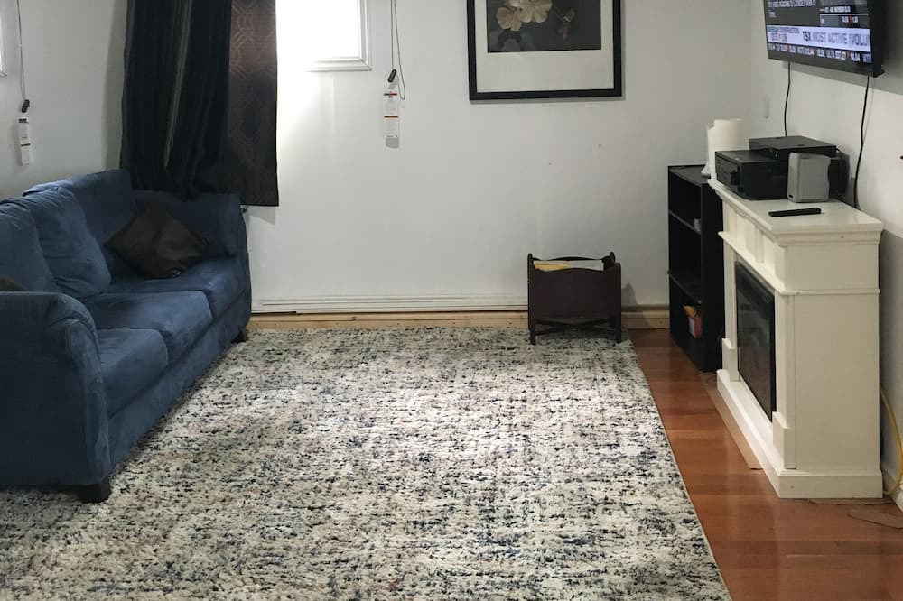 Photo of Livingroom in Southgate