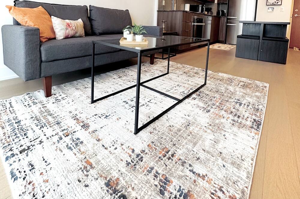 Photo of Livingroom in Humber Bay