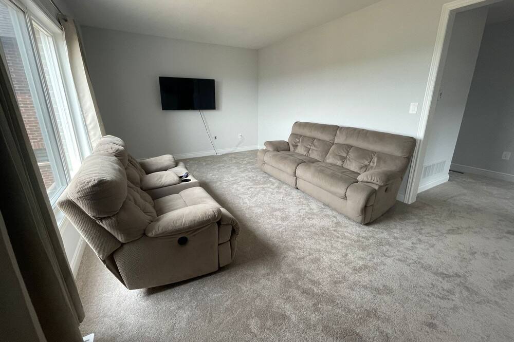 Photo of Livingroom in Orillia