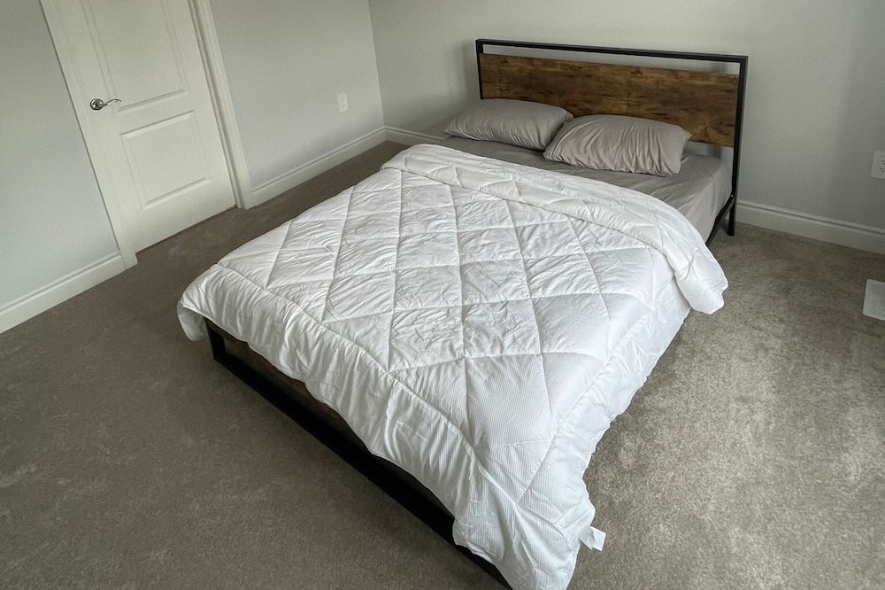 Photo of Bedroom in Orillia