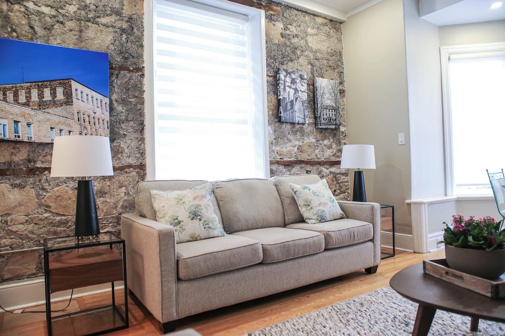 Photo of Livingroom in Guelph