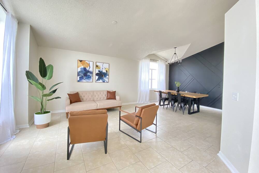 Photo of Others in Lake Davenport Estates