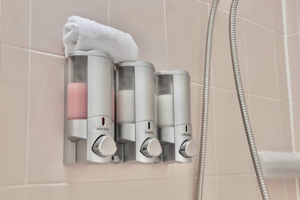 Photo of Bathroom in Lake Davenport Estates