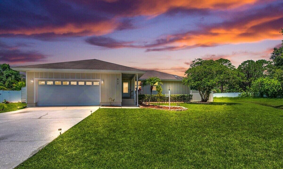 Photo of Outdoor in Poinciana
