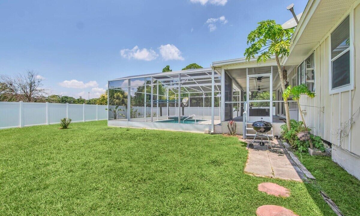 Photo of Outdoor in Poinciana