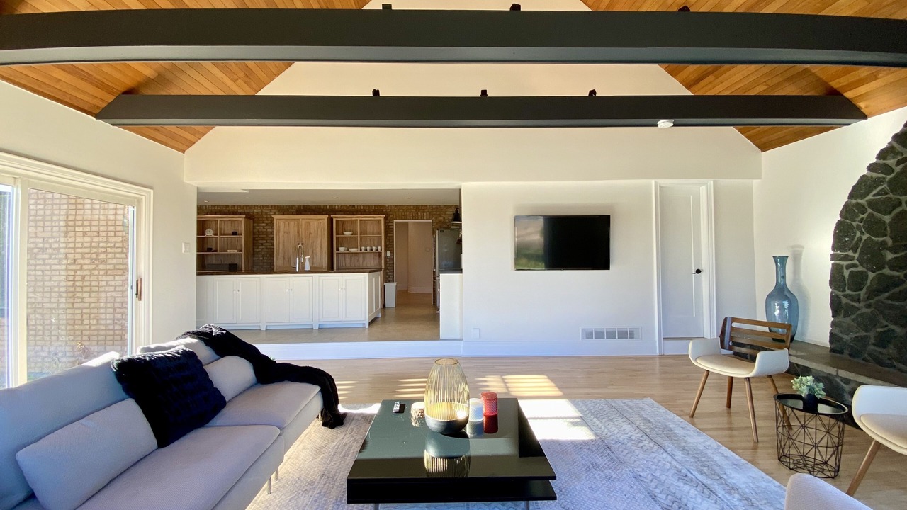 Photo of Livingroom in Caledon