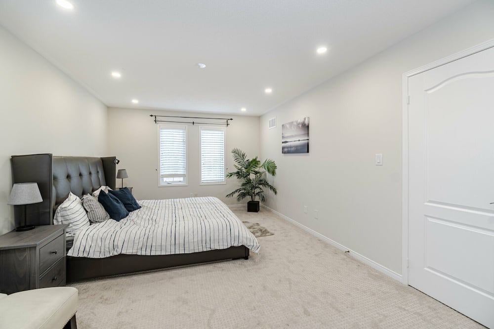 Photo of Bedroom in Churchill Meadows