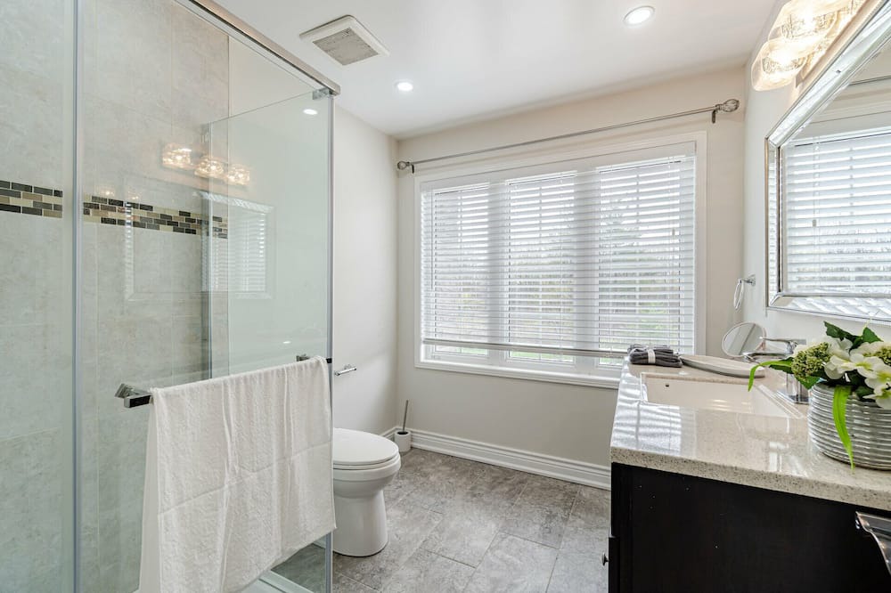 Photo of Bathroom in Churchill Meadows