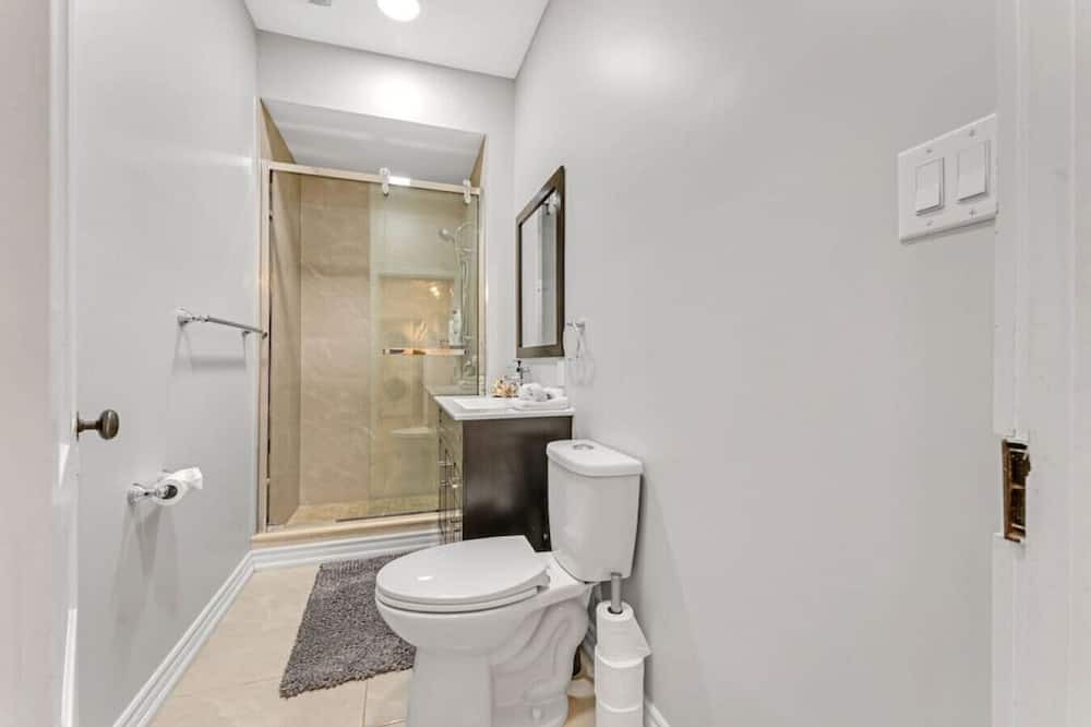 Photo of Bathroom in Mulmur