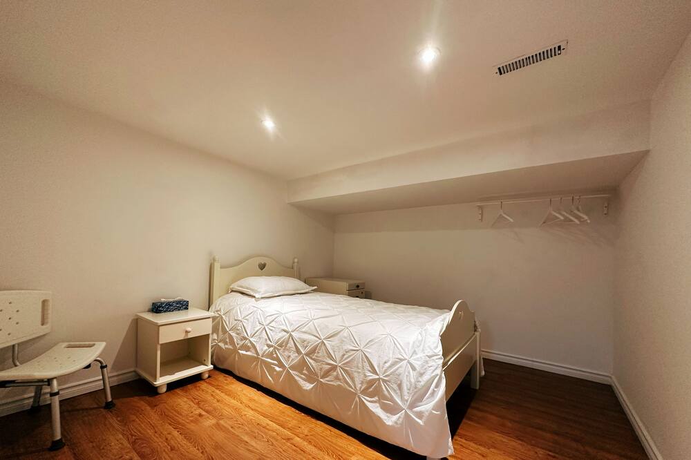 Photo of Bedroom in Newmarket