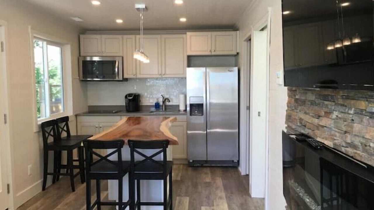 Photo of Kitchen in Lansdowne