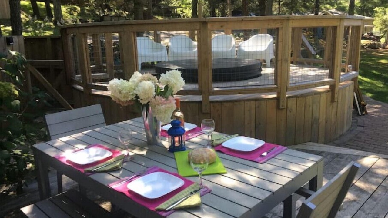 Photo of Outdoor in Lansdowne