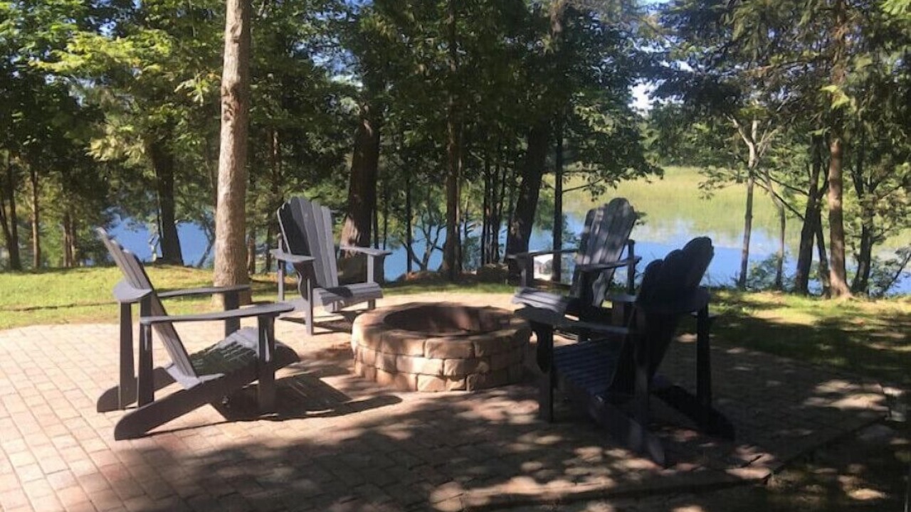 Photo of Outdoor in Lansdowne