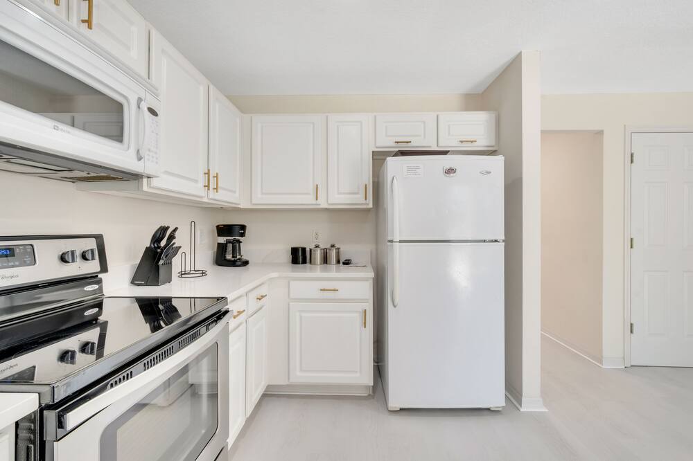 Photo of Kitchen in Lake Wilson Preserve