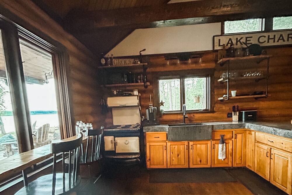 Photo of Kitchen in Georgian Bluffs