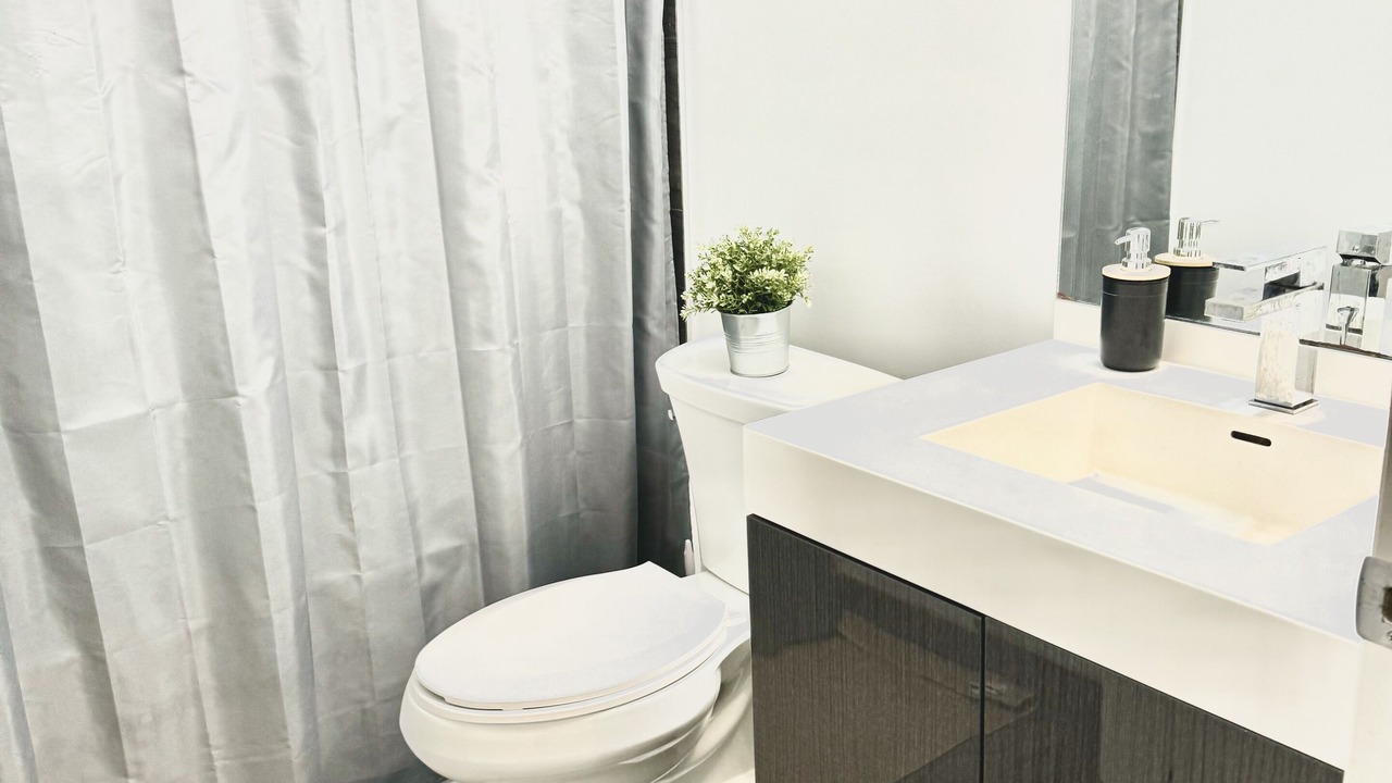 Photo of Bathroom in Garden District