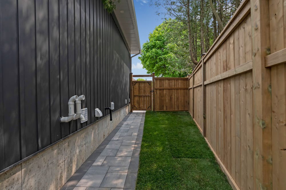 Photo of Outdoor in Bowmanville