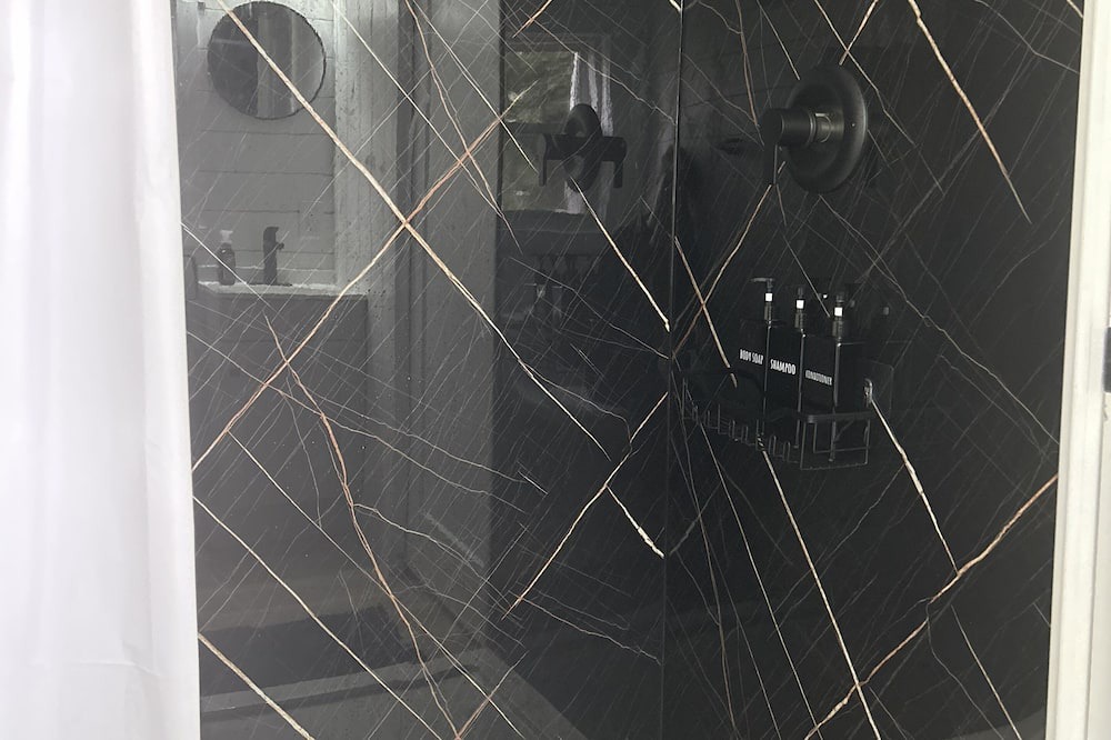 Photo of Bathroom in Carrying Place