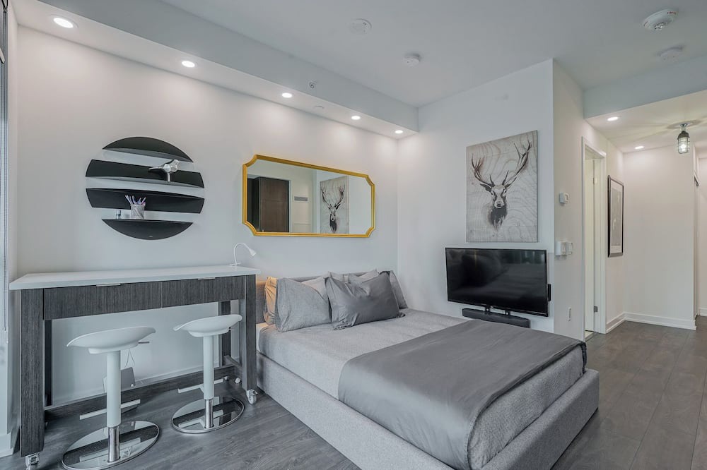 Photo of Livingroom in Fort York
