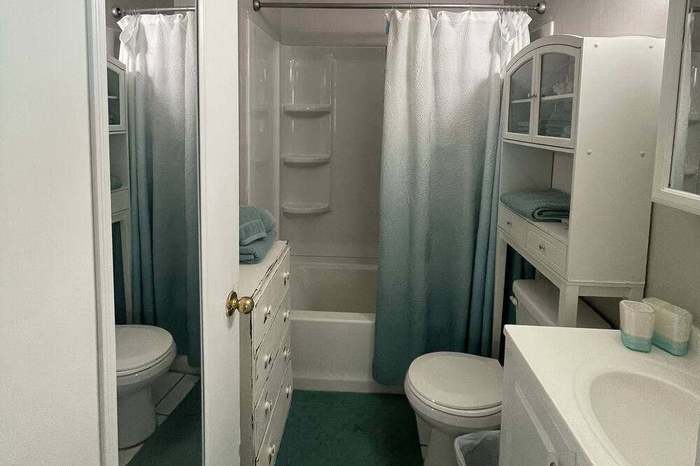 Photo of Bathroom in Crescent Beach