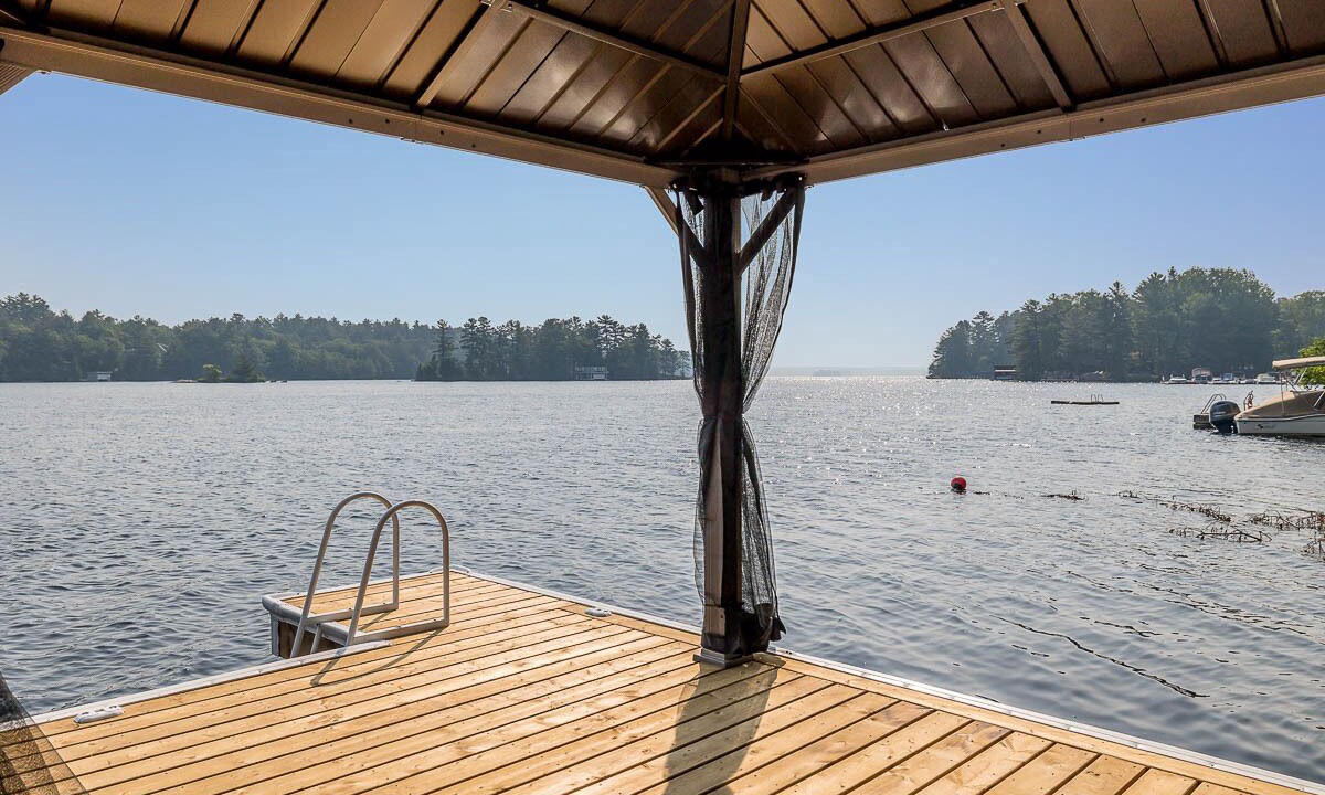 Photo of Patio Balcony in Gravenhurst