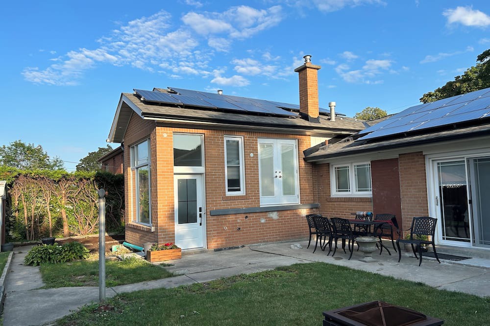 Photo of Outdoor in Downsview