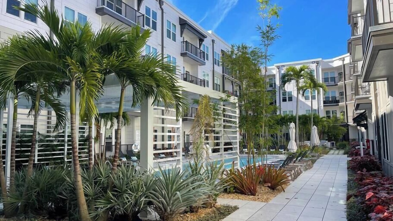 Photo of Outdoor in North Hyde Park