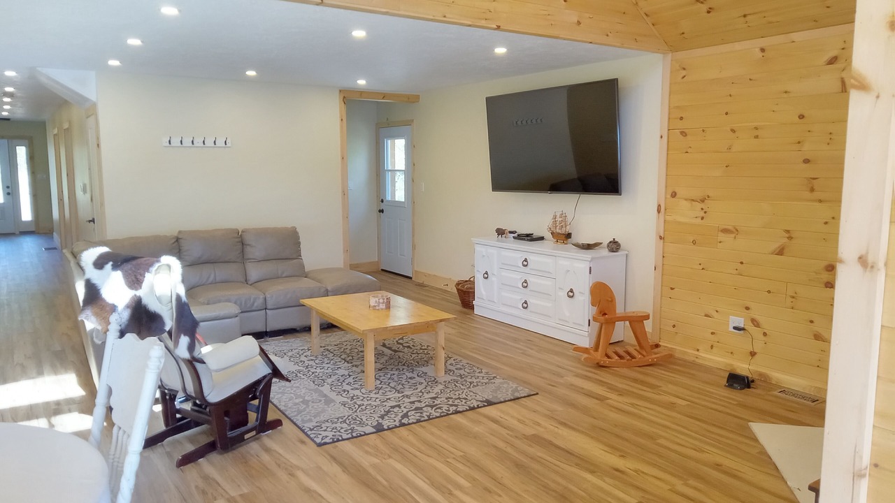 Photo of Livingroom in Madawaska Valley