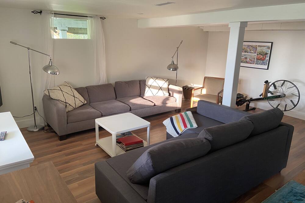 Photo of Livingroom in Mulmur