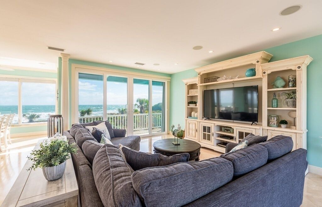 Photo of Livingroom in Melbourne Beach
