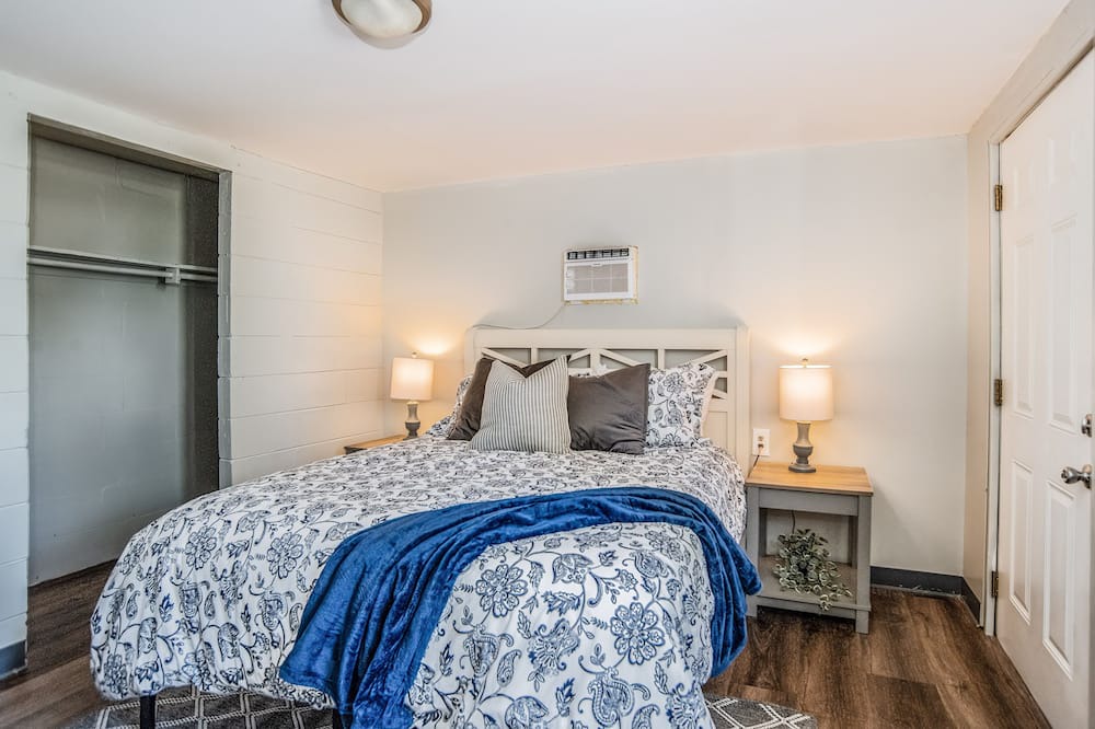 Photo of Bedroom in Winter Haven