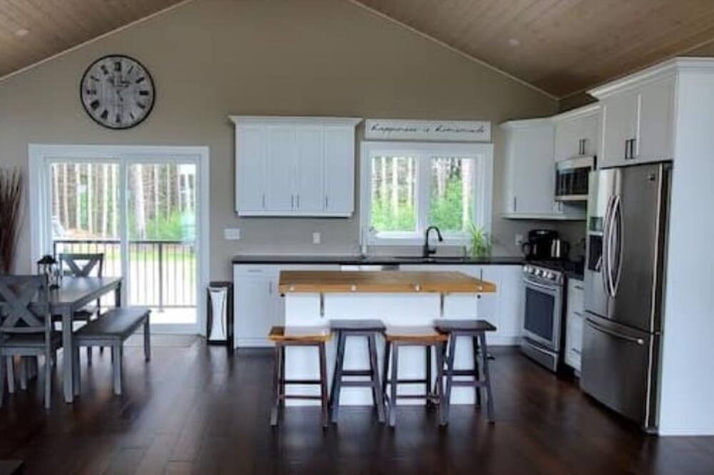 Photo of Kitchen in Armour