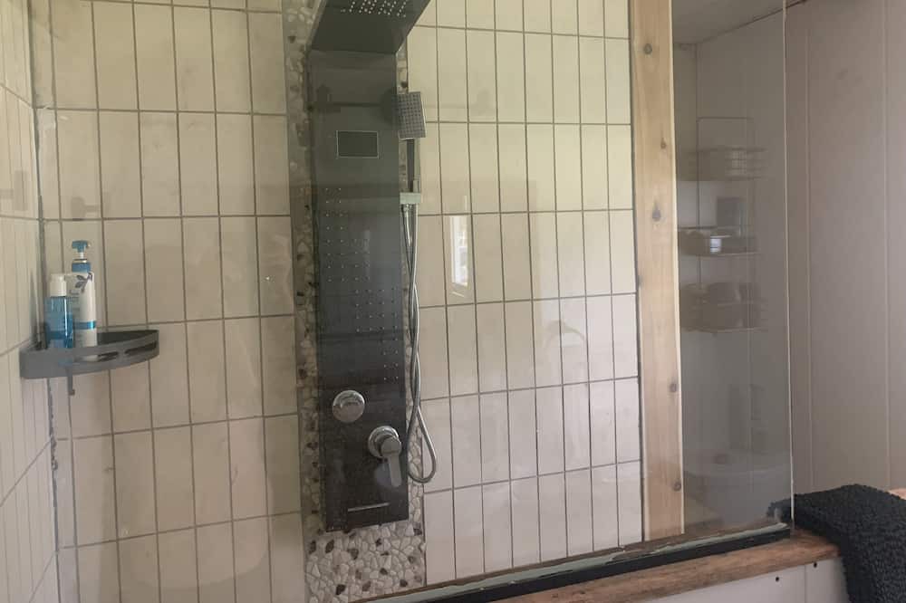 Photo of Bathroom in Chatsworth
