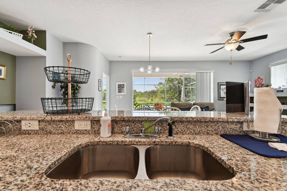 Photo of Kitchen in Sunset Lakes