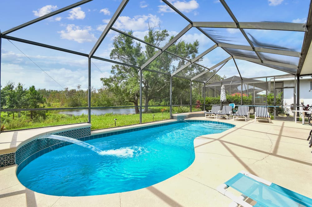 Photo of Outdoor in Sunset Lakes