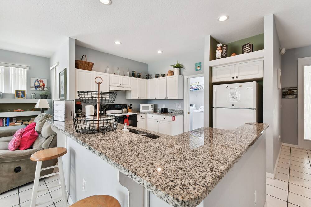 Photo of Kitchen in Sunset Lakes