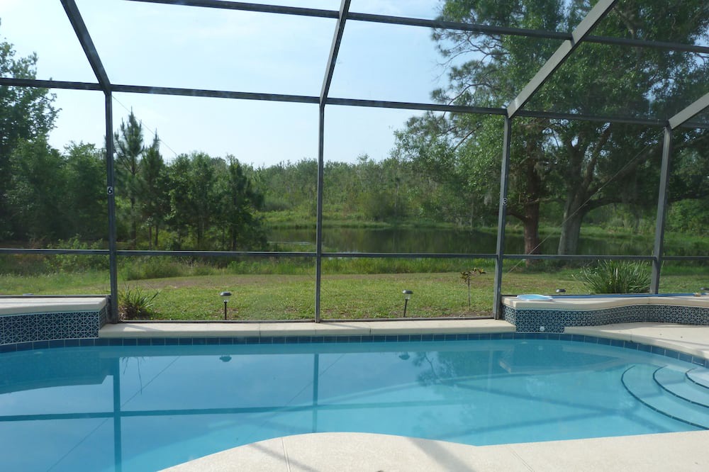 Photo of Patio Balcony in Sunset Lakes
