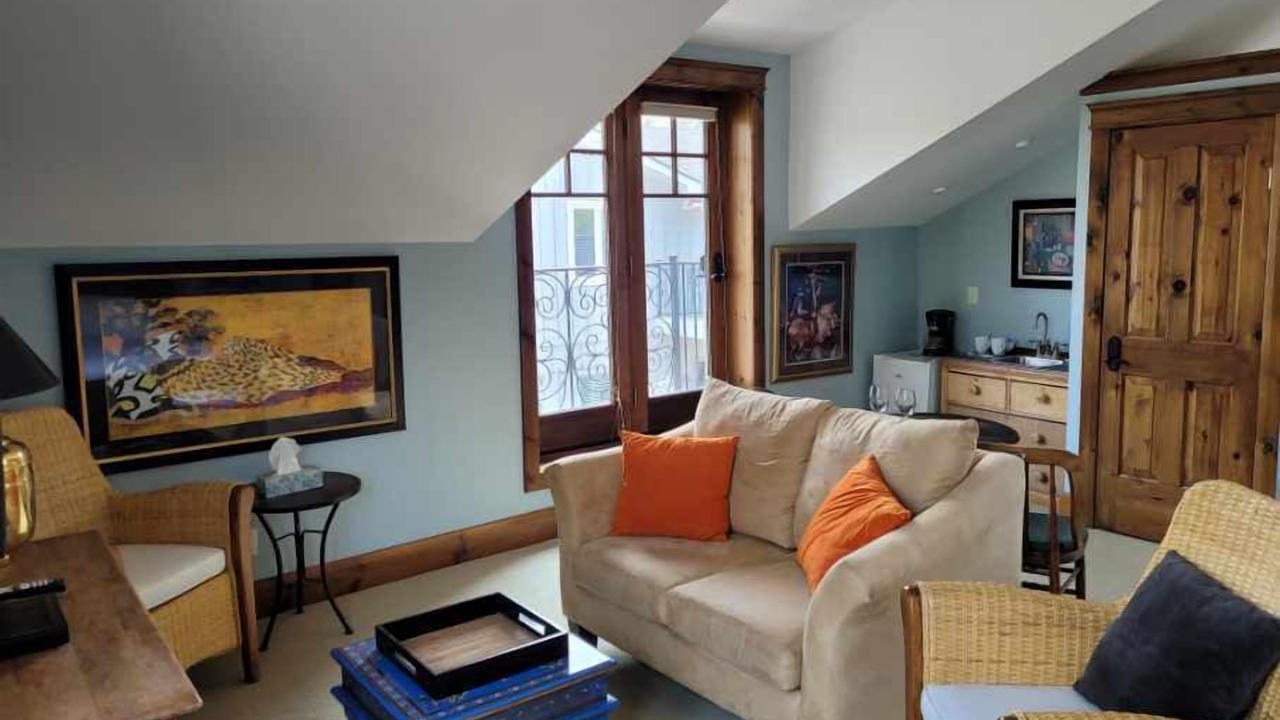 Photo of Livingroom in Bayfield