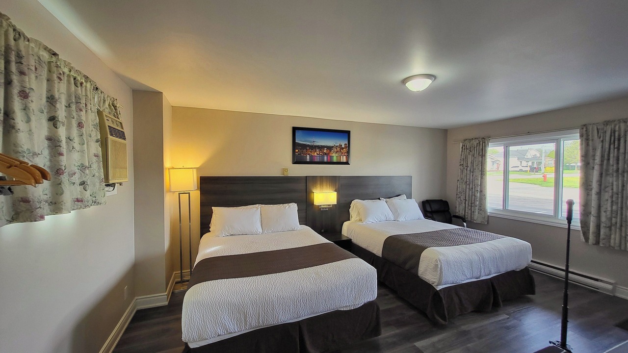 Photo of Bedroom in Kincardine