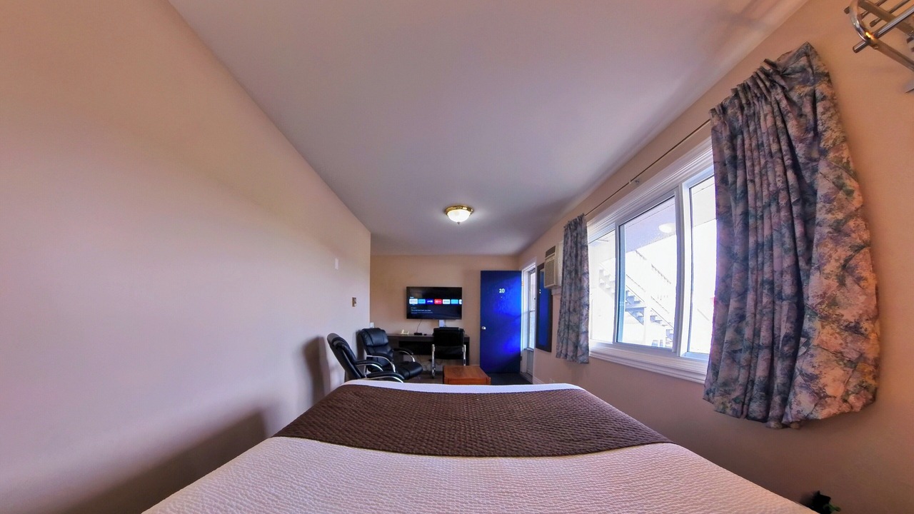 Photo of Bedroom in Kincardine