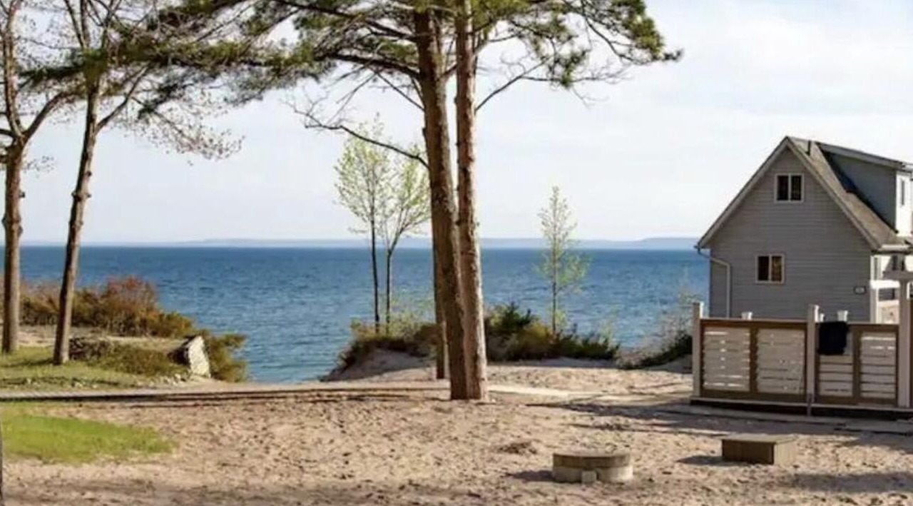 Photo of Outdoor in Tiny