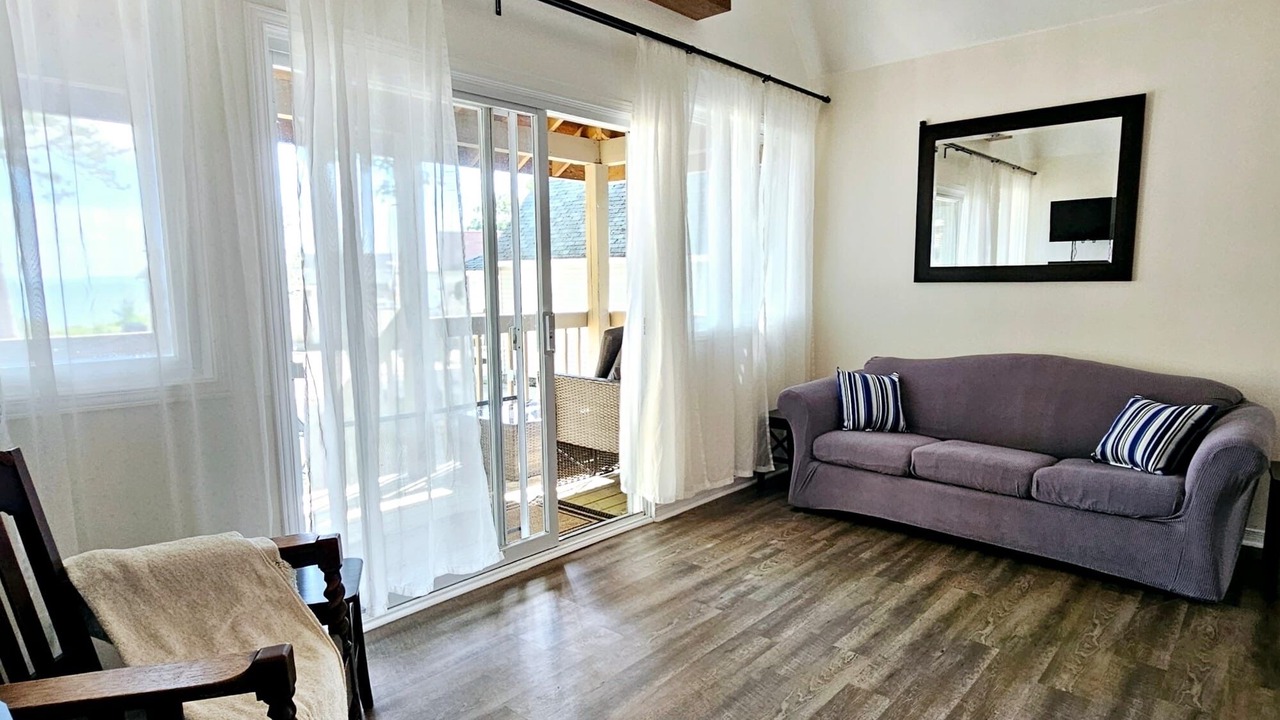 Photo of Livingroom in Tiny