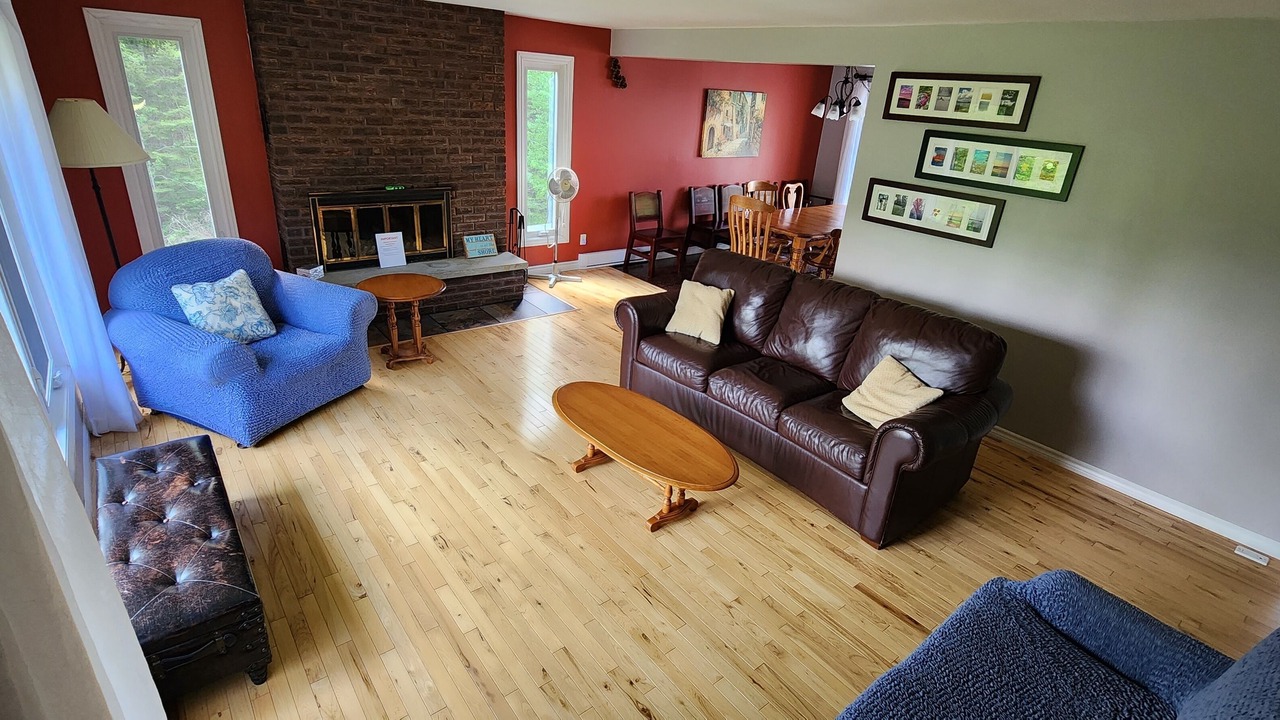Photo of Livingroom in Chisholm