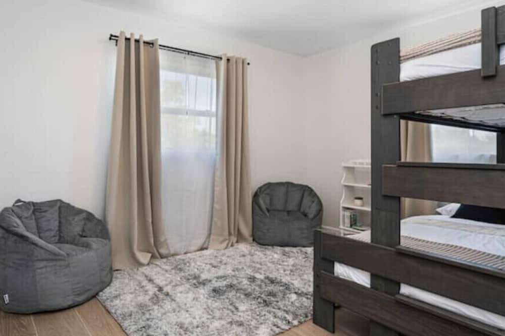 Photo of Bedroom in Arcadia